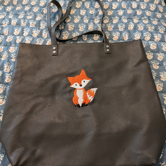 Gray Fox Jewell by Thirty-One Tote Bag - Picture 1 of 5
